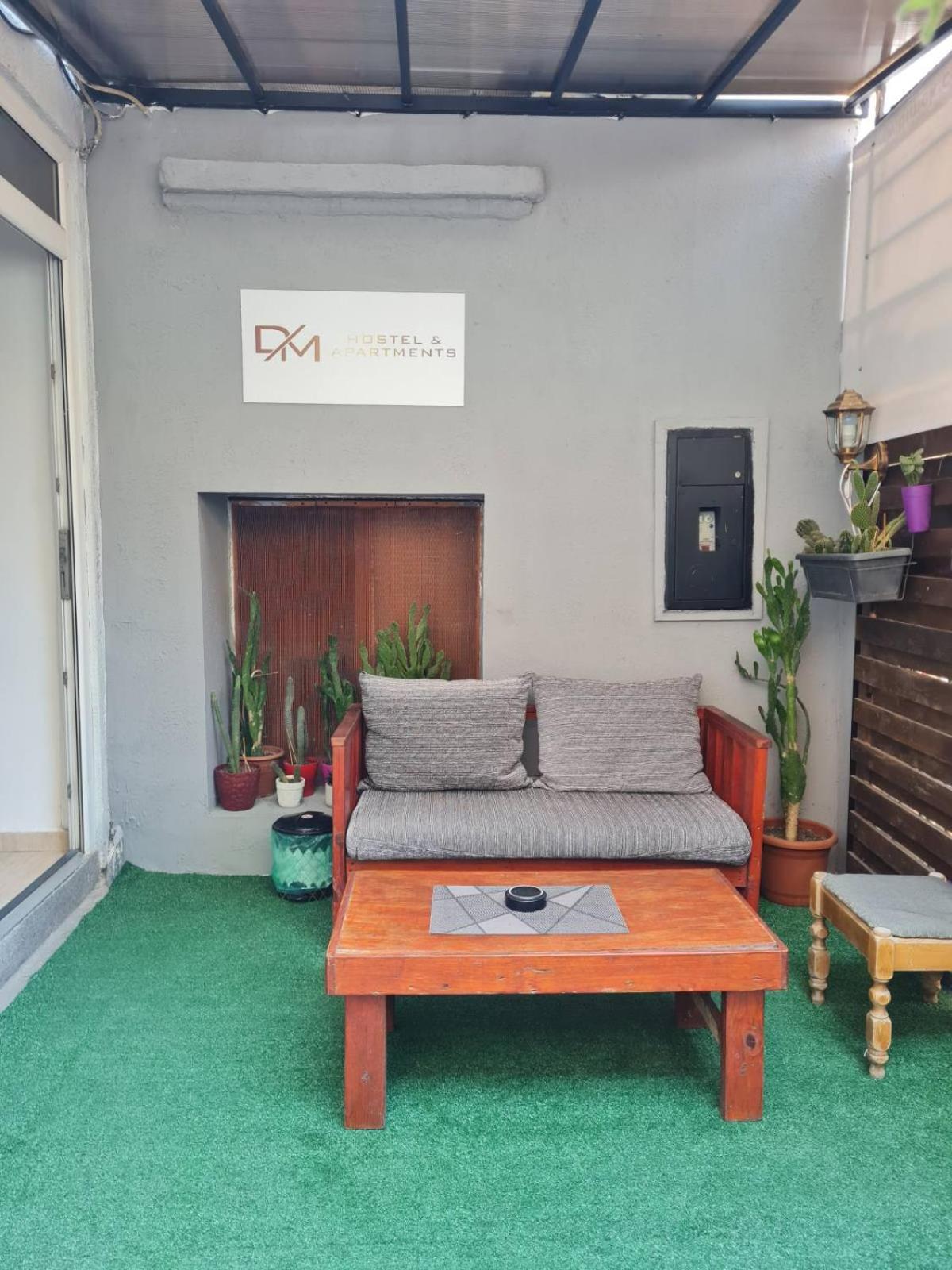 Dm Hostel And Apartments Skopje Ngoại thất bức ảnh