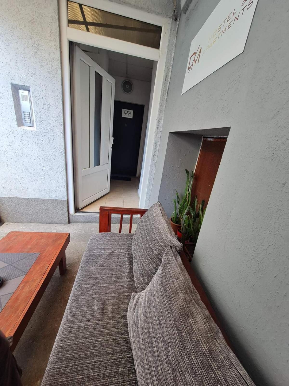 Dm Hostel And Apartments Skopje Ngoại thất bức ảnh