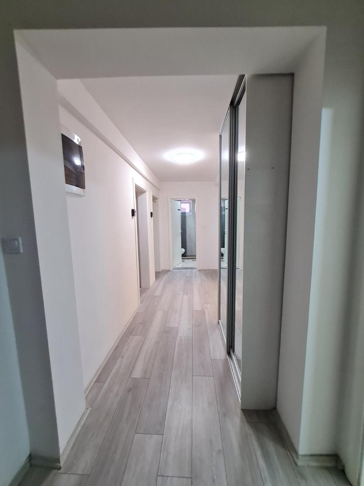 Dm Hostel And Apartments Skopje Ngoại thất bức ảnh