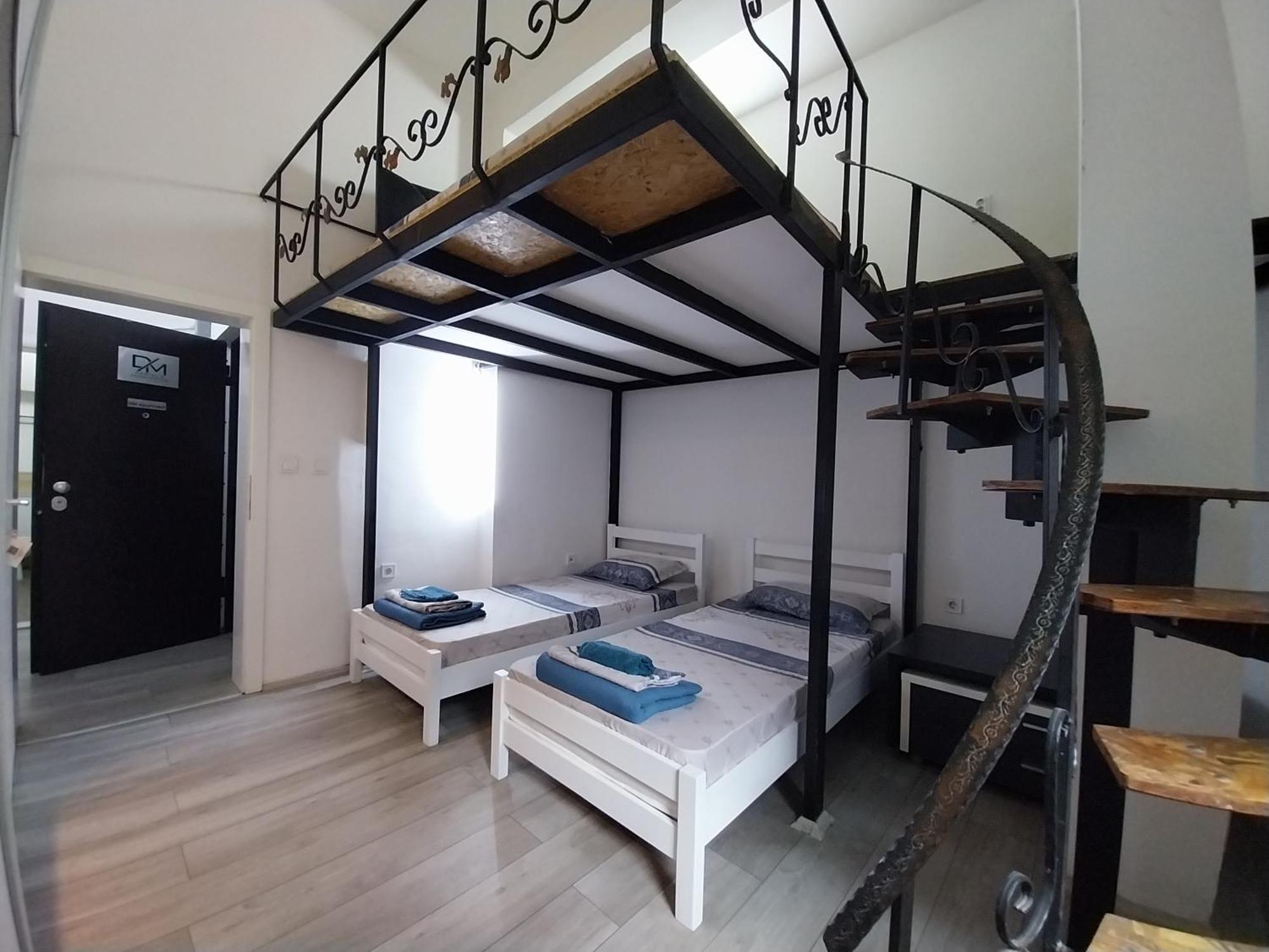 Dm Hostel And Apartments Skopje Ngoại thất bức ảnh
