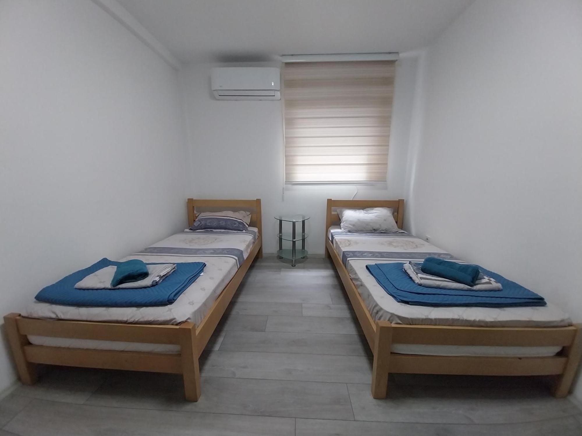 Dm Hostel And Apartments Skopje Ngoại thất bức ảnh
